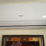 Sarreti Apartmanhaz Apartment *