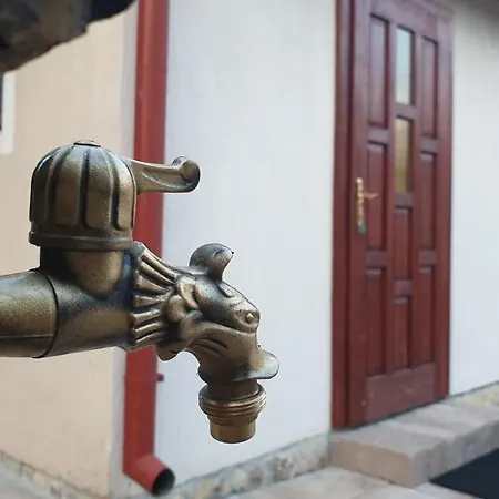 Sarreti Apartmanhaz Апартаменты