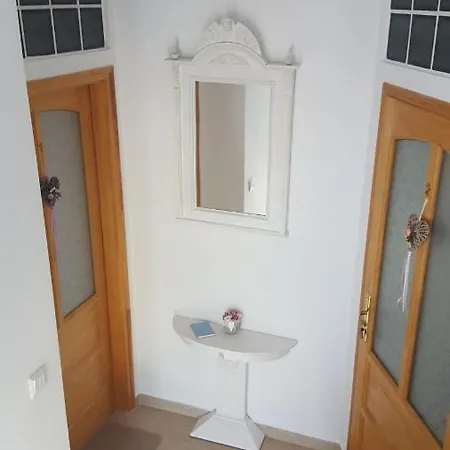 Sarreti Apartmanhaz