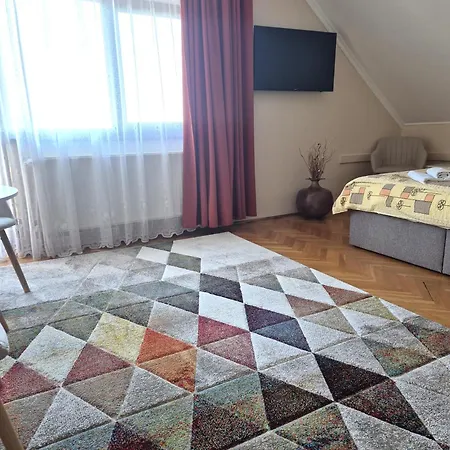 Διαμέρισμα Sarreti Apartmanhaz