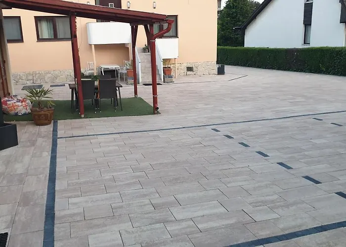 Sarreti Apartmanhaz Balatonfüred