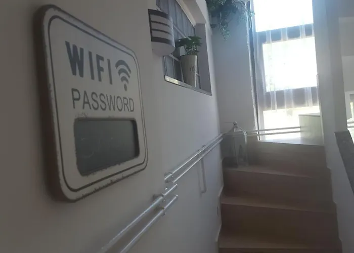 Sarreti Apartmanhaz *