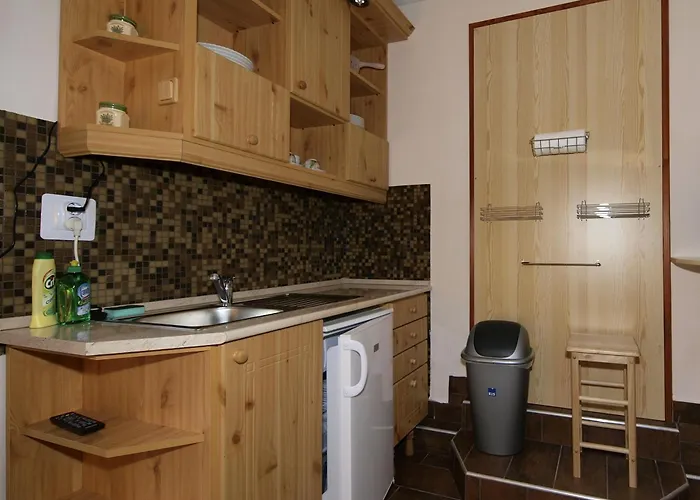 Sarreti Apartmanhaz * Балатонфюред