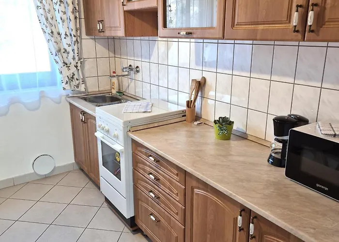 Sarreti Apartmanhaz * Балатонфюред