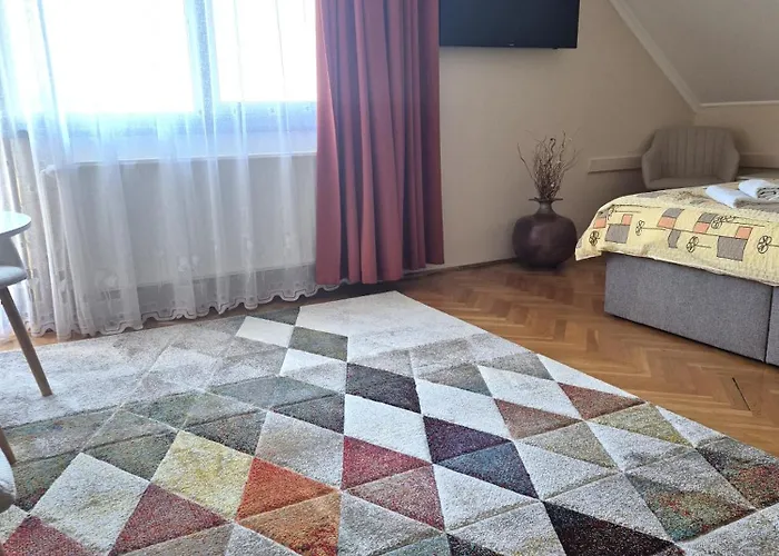 Apartament Sarreti Apartmanhaz