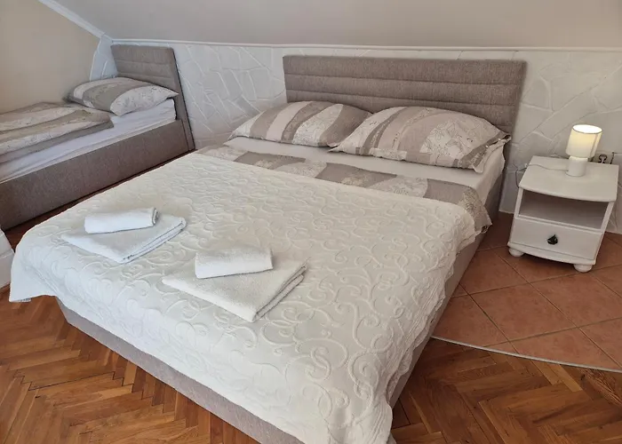 Sarreti Apartmanhaz Балатонфюред
